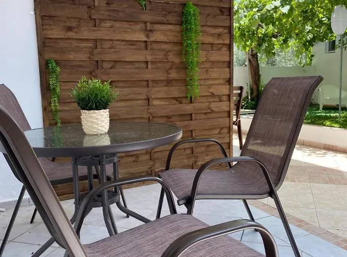 V-suites 2 Daire Potos